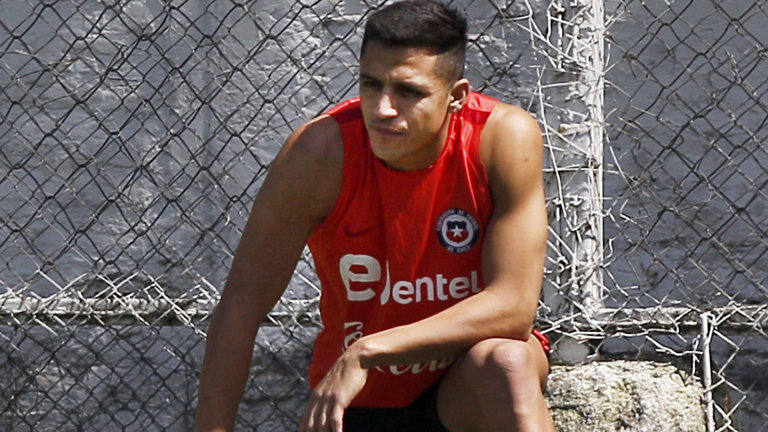 Alexis Sanchez Absen Saat Cile Dijamu Kolombia
