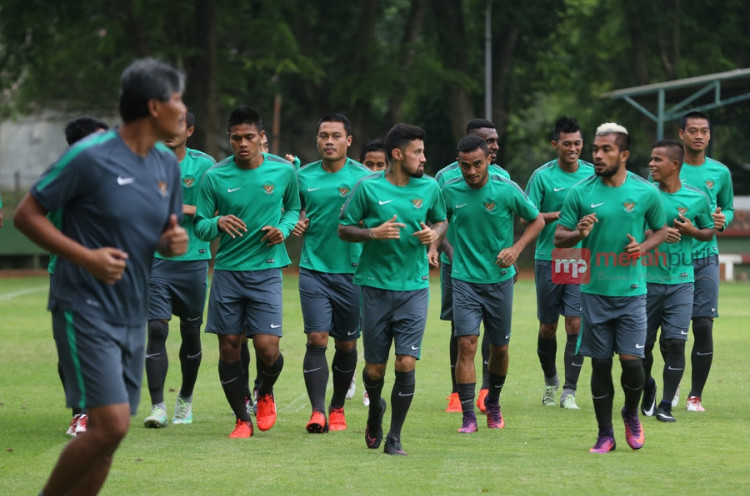 Latihan Timnas Jelang Piala AFF 2016