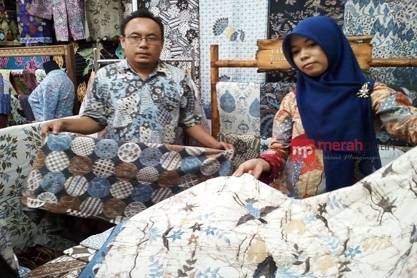 Batik Ciwaringin Berbahan Alami dan Bermotif Unik