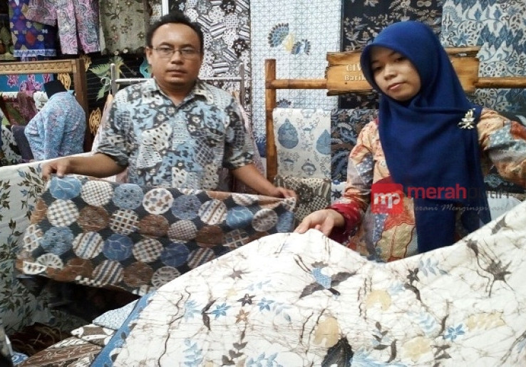 Batik Ciwaringin Berbahan Alami dan Bermotif Unik