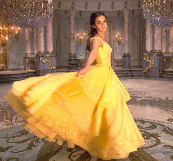 Pesona Emma Watson dalam