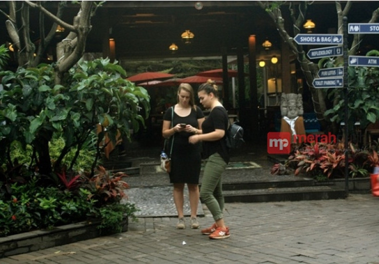 Berwisata Belanja ke Rumah Mode Bandung