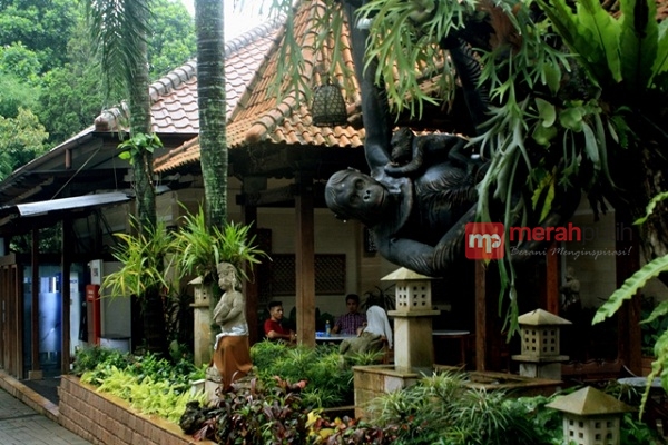 Ini Factory Outlet di Kota Bandung Langganan Para Artis