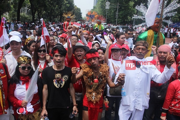 Parade Bhineka Tunggal Ika Kampanyekan Pesan Damai