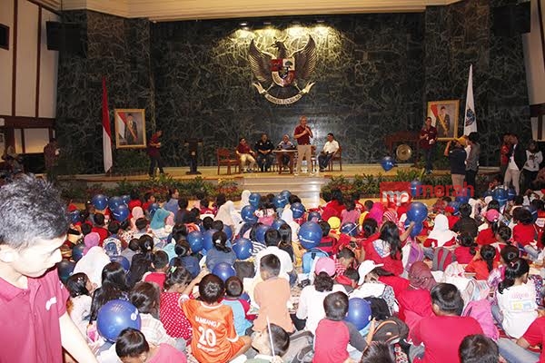 Jangan Libatkan Anak dengan Masalah Politik