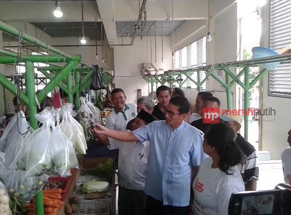 Bertemu Sandiaga Uno, Pedagang Pasar Pesanggrahan: Di Sini Sepi Cuma Ada Kucing  