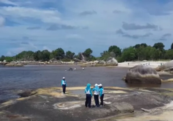 Keindahan Surga Itu Ada di Sini: Belitung!