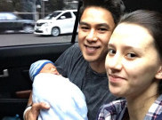 Bermata Biru, Gantengnya Bayi Dahlia Poland