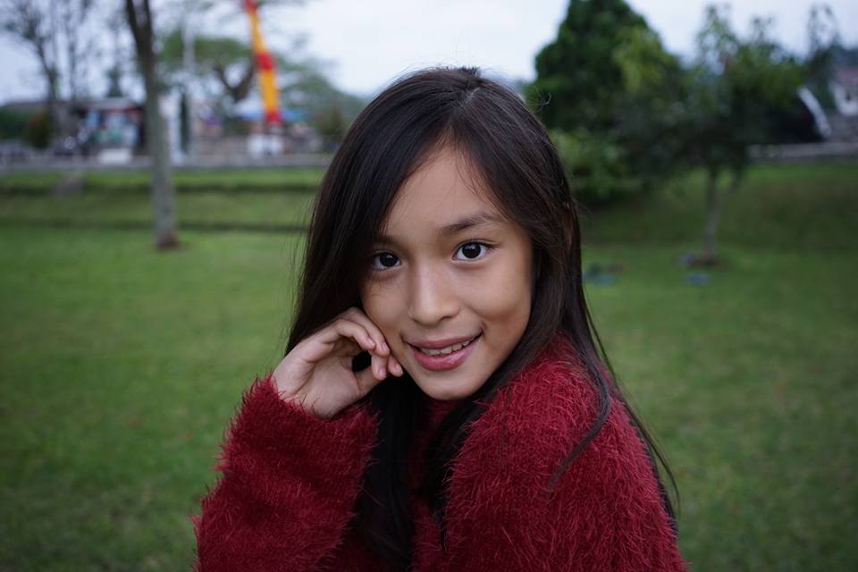 Merinding, Bocah 10 Tahun Nyanyikan Lagu Indonesia Raya Penuh Penghayatan