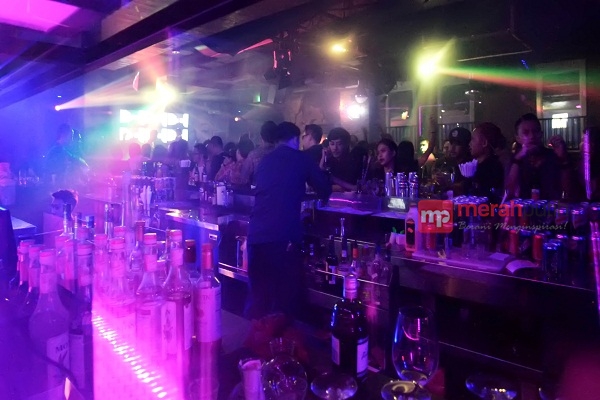 Wisata Malam Clique Kitchen And Bar