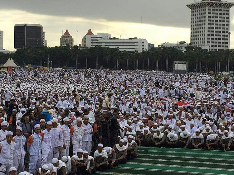 Presiden Beri Apresiasi Ratusan Ribu Demonstran