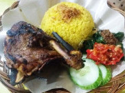 Nobar Semifinal Piala AFF 2016 Sambil Menyantap Bebek di Warung Bebek Kuning