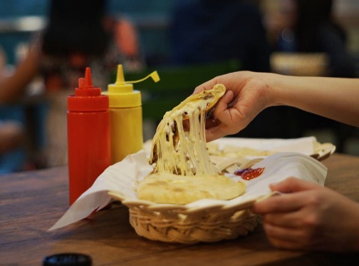 Camilan Lezat Di Panties Pizza