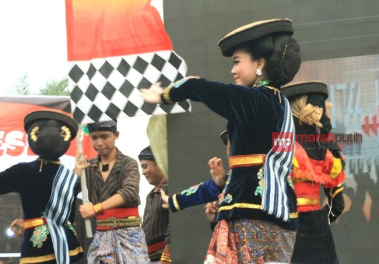 Sejarah Tari Kretek, Representasi Buruh Rokok di Kabupaten Kudus