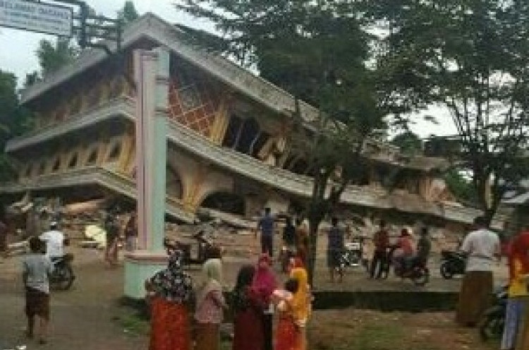 Jumlah Korban Meninggal Gempa Aceh Menjadi 102 Orang
