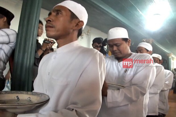 Keraton Kasepuhan Cirebon Gelar Ritual Siraman Panjang