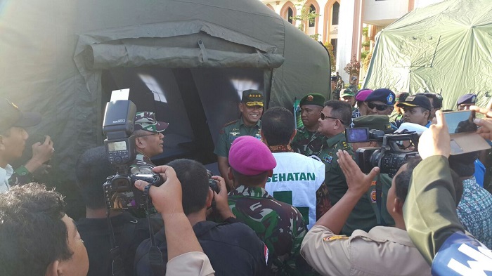 Panglima TNI Tinjau Lokasi Gempa di Aceh