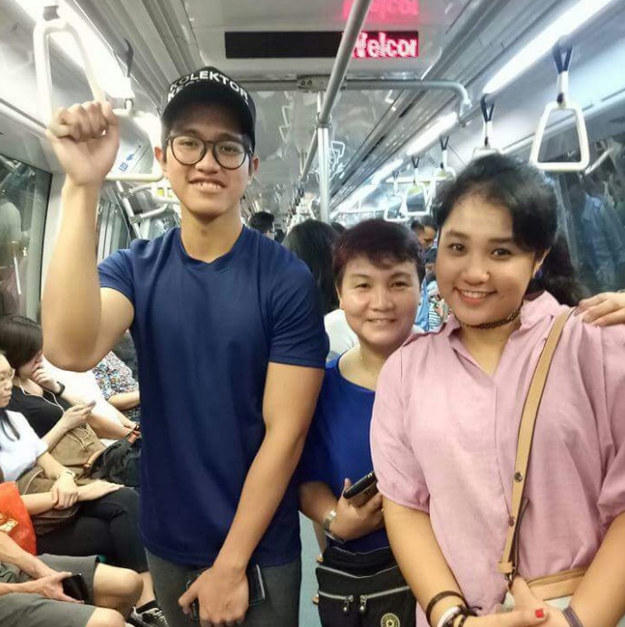 Naik MRT, Kaesang Pangarep Dipuji Netizen