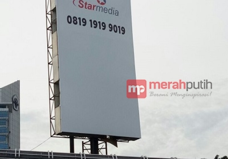 Polsek Tanjung Duren Amankan Martinus Sang Pemanjat Papan Reklame
