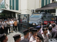 Ahok Diamankan Barracuda