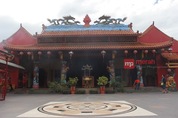Dewa-Dewi yang Disembah di Vihara Avalokitesvara Banten (2)
