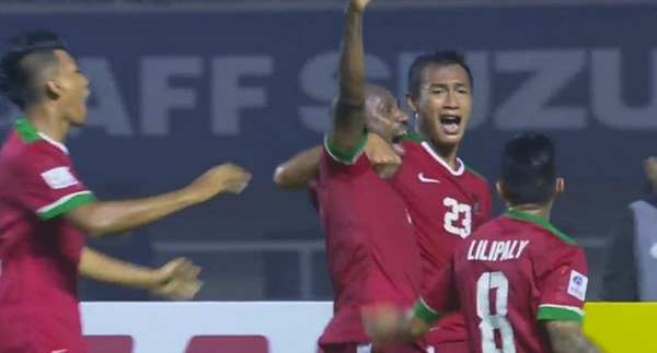 Hansamu Bawa Timnas Indonesia Berbalik Unggul 2-1  