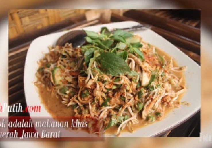 Bagaimana Sih Cara Buat Karedok Khas Jawa Barat?