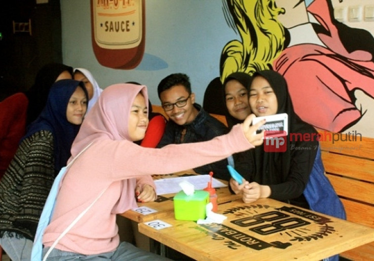 Roti Bakar 88, Tongkrongan Seru Buat Nembak Gebetan