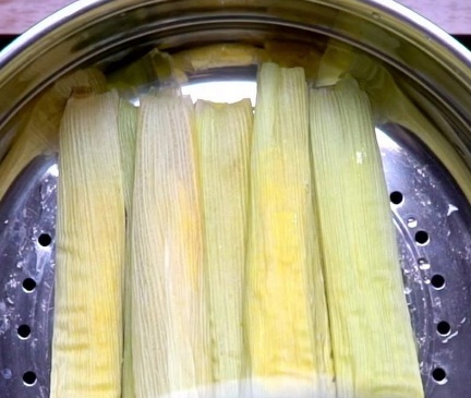 Lepet Jagung, Camilan Lezat Khas Jatim