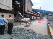 Bak Penampungan Limbah Pabrik Nekel Meledak