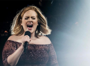 Tanpa Alas Kaki, Adele Bantu Para Korban Kebakaran London