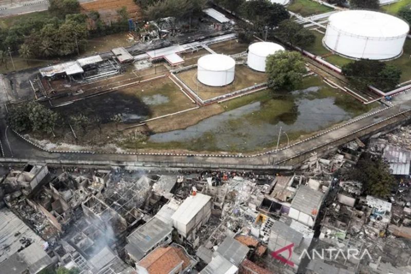 Dirut Pertamina Ungkap Kronologi Kebakaran Depo Plumpang