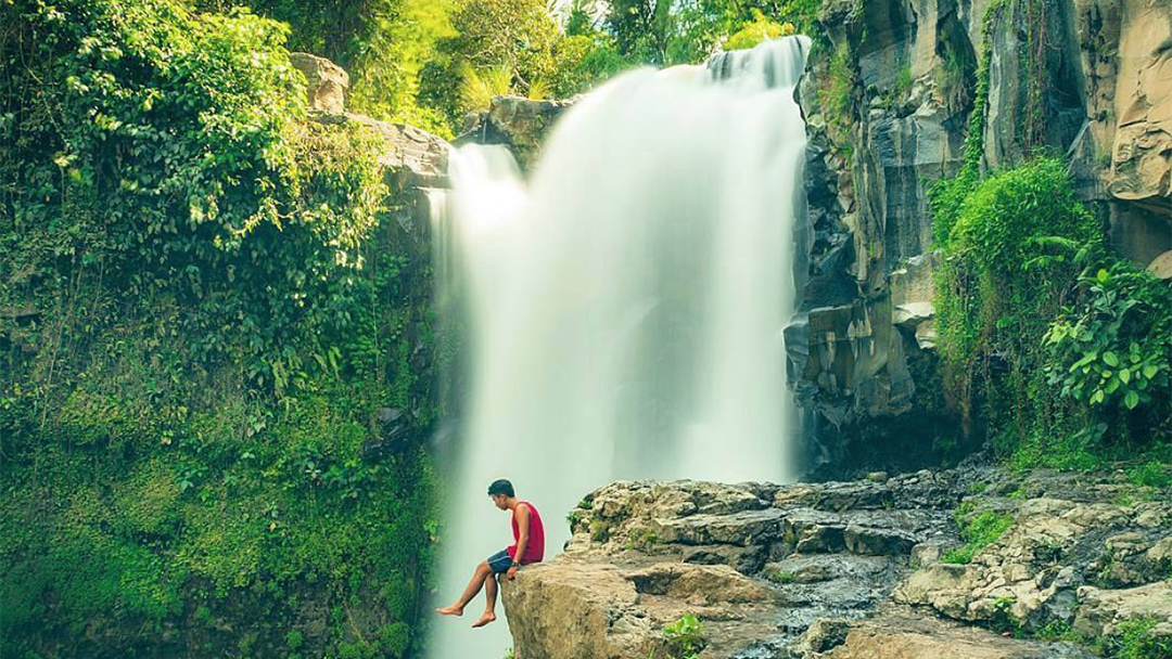 Wajib Dijajal nih, 5 Air Terjun Memesona di Bali