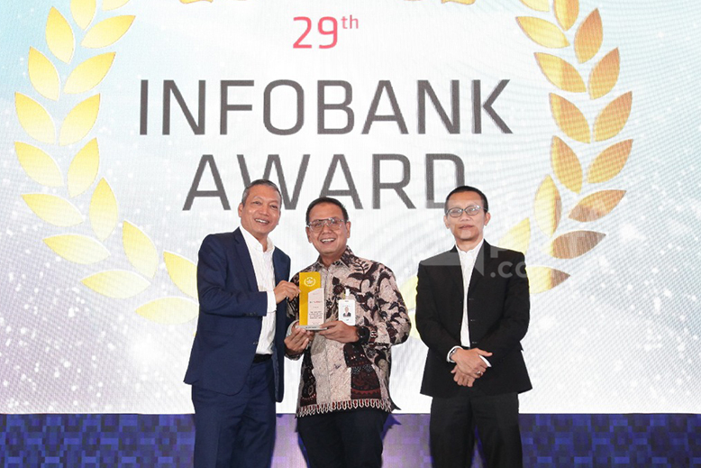 Bank DKI Raih Penghargaan Golden Trophy The Excellent Performance Bank