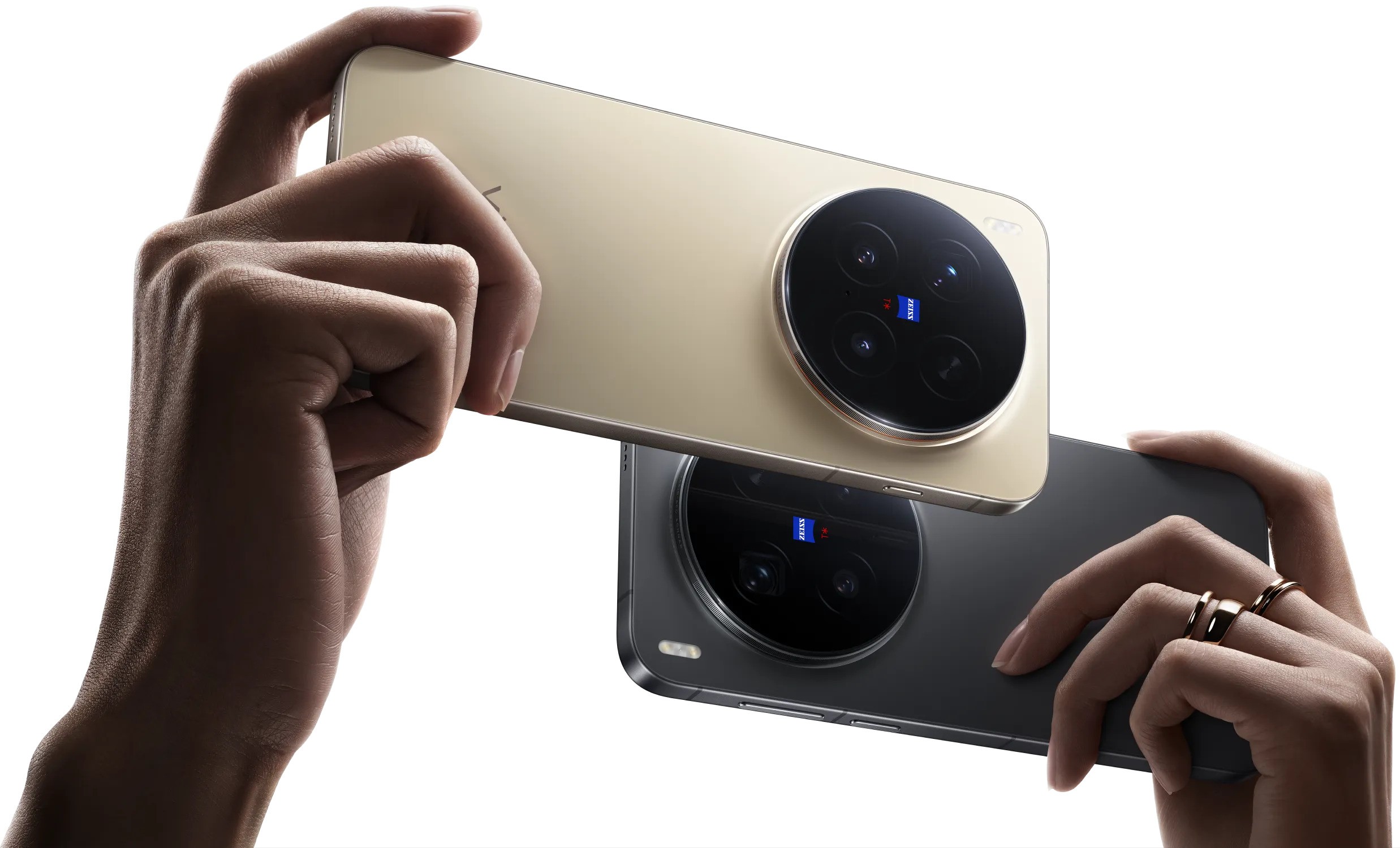 Vivo X300 Ultra Jadi HP Pertama yang Pakai Kamera Ganda 200MP, ini Spesifikasi Lengkapnya