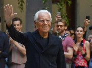 Giorgio Armani Menerima Penghargaan Sipil Tertinggi Italia