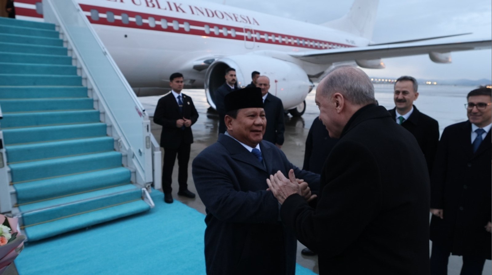 Tiba di Turkiye, Prabowo Disambut Karpet Biru Langit oleh Erdogan