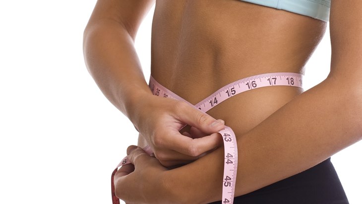 7 Kebiasaan Saat Diet ini Membuat Perut Jadi Rata