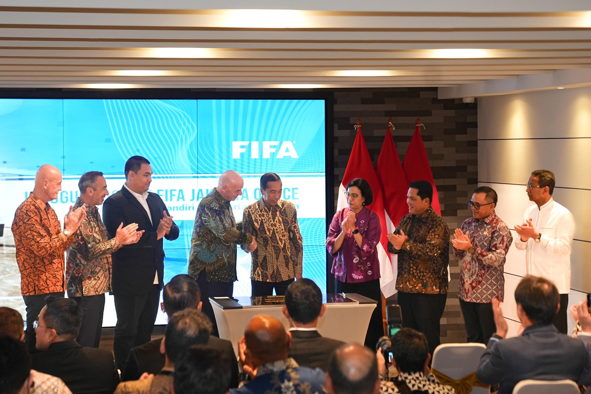 Kata Presiden Jokowi setelah Resmikan Kantor FIFA di Jakarta