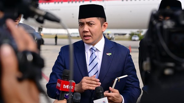 Karier Cemerlang Teddy Indra Wijaya: Orang Kepercayaan Prabowo dengan Gaya Komunikasi yang Disukai Publik