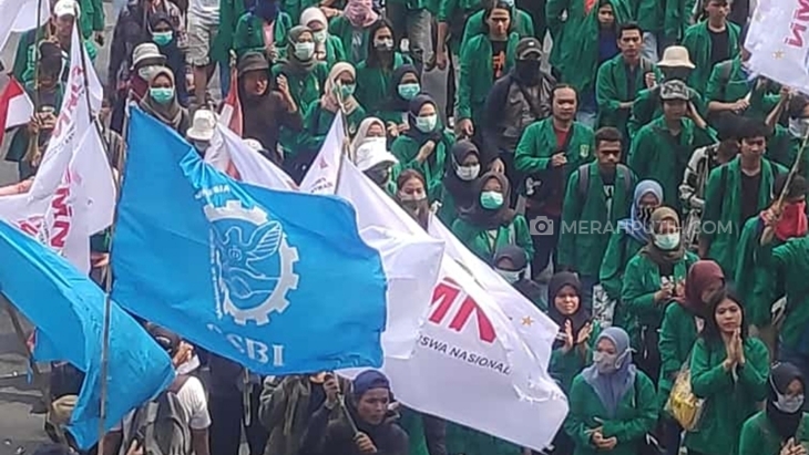 Teriakan 'Jokowi-JK Boneka Amerika' Bergemuruh di Langit Gambir