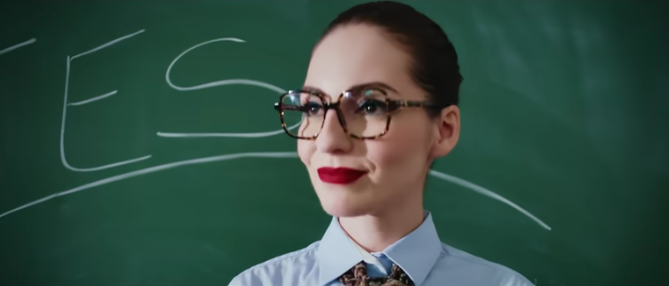 Lirik Lagu Dame Un Grrr – Fantomel x Kate Linn Beserta Terjemahan