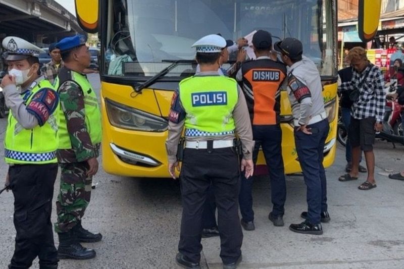 7 Terminal Utama di Jakarta Sudah Dipadati Penumpang, Peningkatan Capau 82 Persen