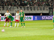 OPPO Reno 14 5G Warnai Duel Persebaya vs Bali United, Fans Bawa Pulang Foto Spektakuler!