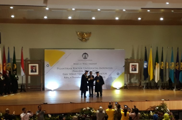 Pelantikan Rektor UI Prof Ari Kuncoro periode 2019-2024. (ANTARA/ Feru Lantara)