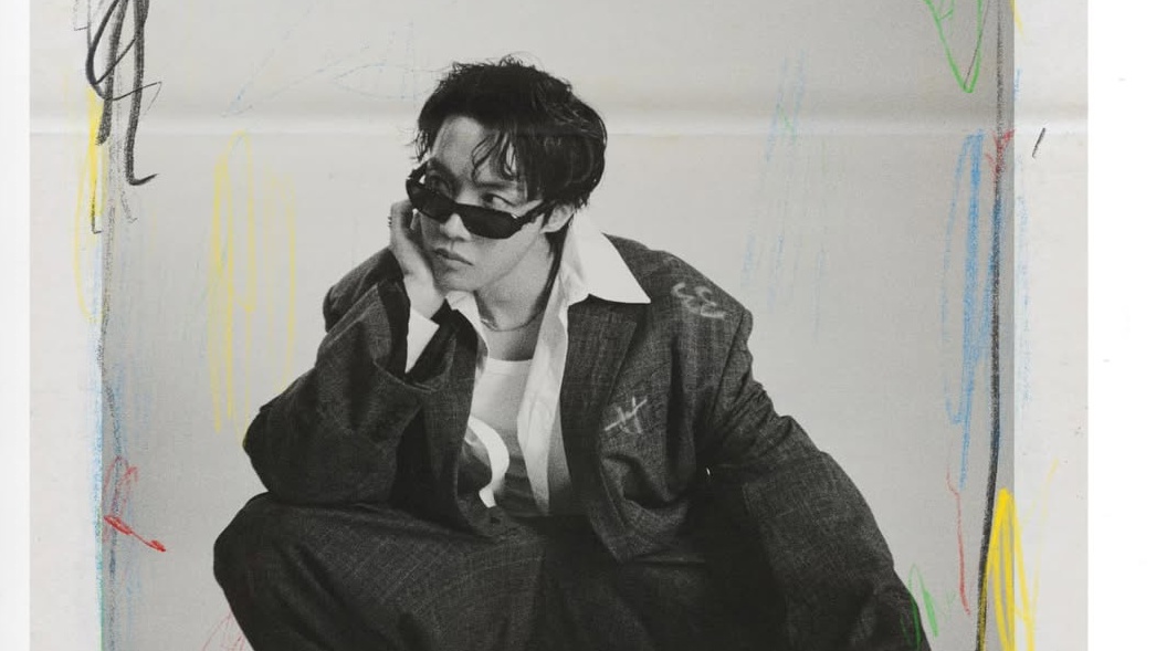 J-Hope Kejutkan Penggemar dengan Kolaborasi Bersama Museum Louvre di Paris, Perpaduan Musik dan Sejarah Seni