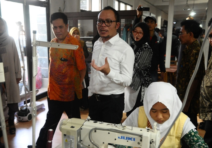 Hadapi MEA, Menaker Bekali SMK Merah Putih Hubungan Industrial