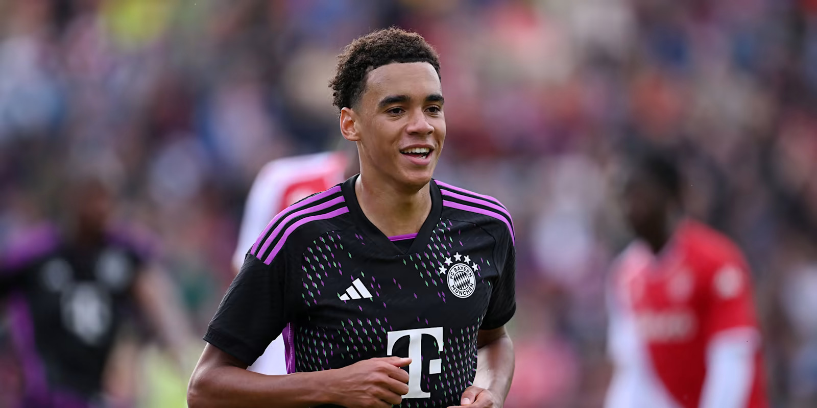 Selain Alphoso Davies, Real Madrid Tertarik dengan Jamal Musiala