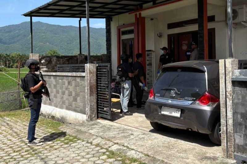 ASN Kemenag dan Dinas Pariwisata Aceh Ditangkap Densus 88 Antiteror Polri