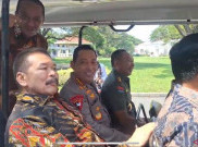 Respon Menkopolhukam Jampidsus Dikuntit Densus 88